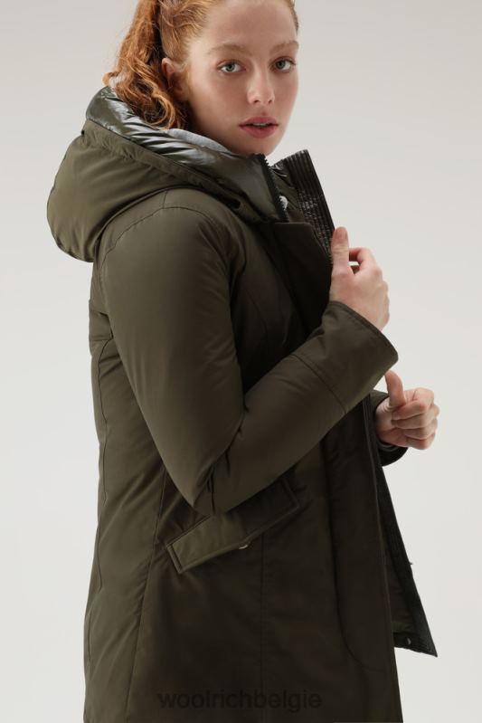 arctische parka met stedelijk tintje Woolrich vrouwen 8TTN0239 donkergroen kleding