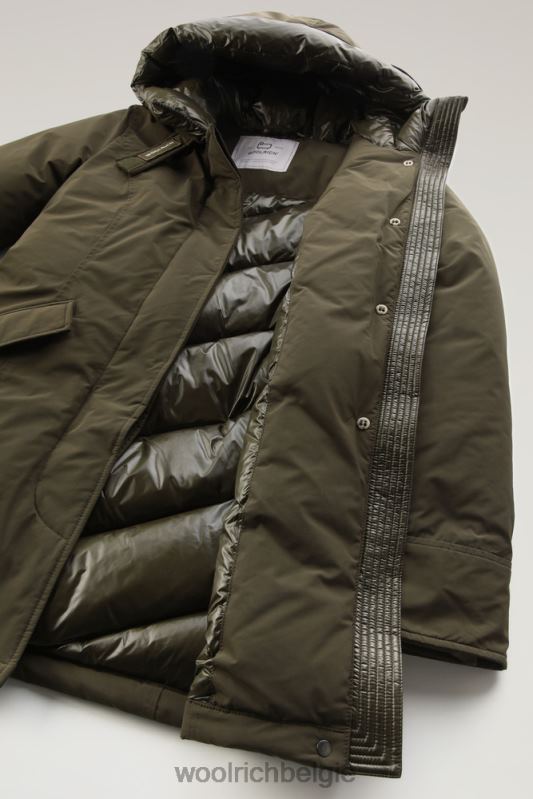 arctische parka met stedelijk tintje Woolrich vrouwen 8TTN0239 donkergroen kleding
