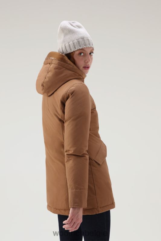 arctische parka van ramar-stof Woolrich vrouwen 8TTN0352 donkere kameel kleding