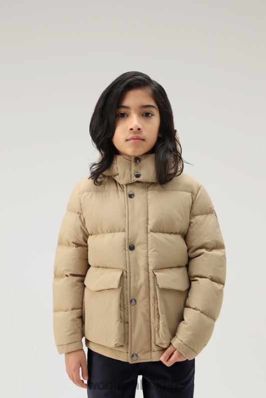 b Gewatteerd taslan nylon donsjack met afneembare capuchon Woolrich jongens 8TTN0928 goud kaki kleding