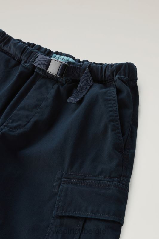 b Kledinggeverfde cargoshort van stretchkatoen Woolrich jongens 8TTN0868 Melton blauw kleding