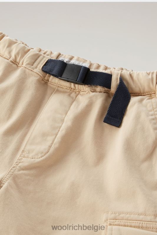 b Kledinggeverfde cargoshort van stretchkatoen Woolrich jongens 8TTN0882 strandzand kleding