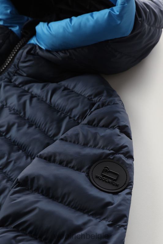 b Sundance donsjack met capuchon van gerecycled ripstop Woolrich jongens 8TTN0927 Melton blauw kleding