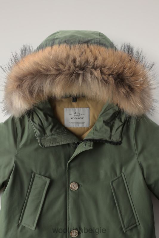 b arctic parka met afneembaar bont Woolrich jongens 8TTN0930 tijm groen kleding