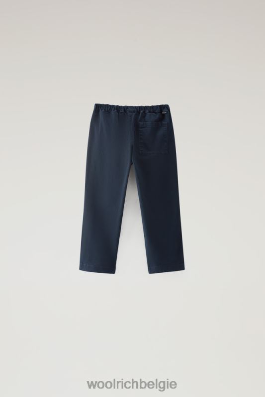 b kledinggeverfde broek van stretchkatoen Woolrich jongens 8TTN0896 Melton blauw kleding