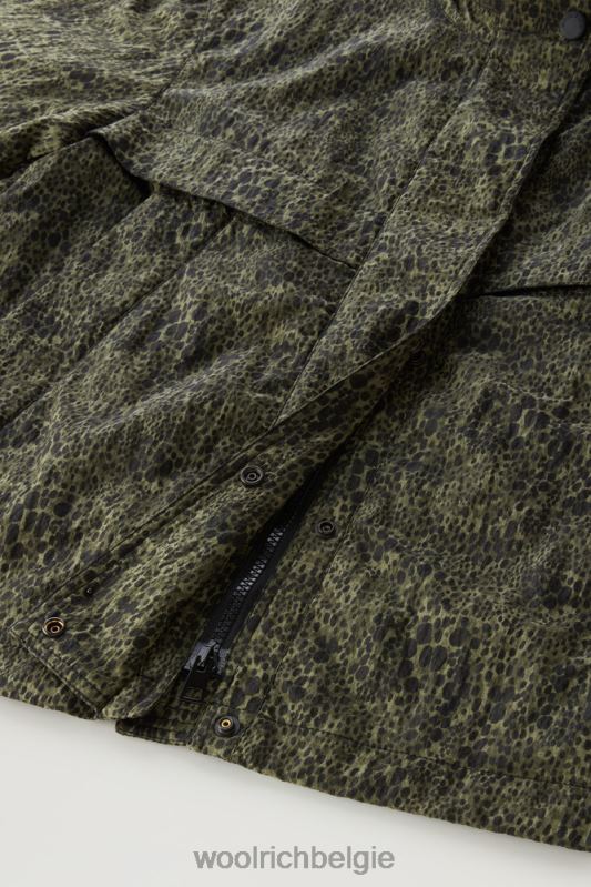 camouflagejack met opvouwbare capuchon Woolrich vrouwen 8TTN098 donkergroene camouflage kleding