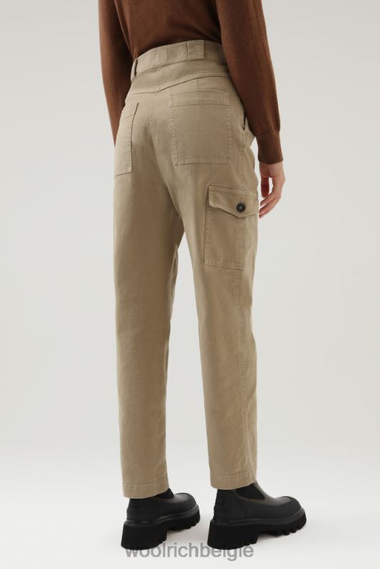 cargobroek van katoenkeperstof Woolrich vrouwen 8TTN0248 goud kaki kleding
