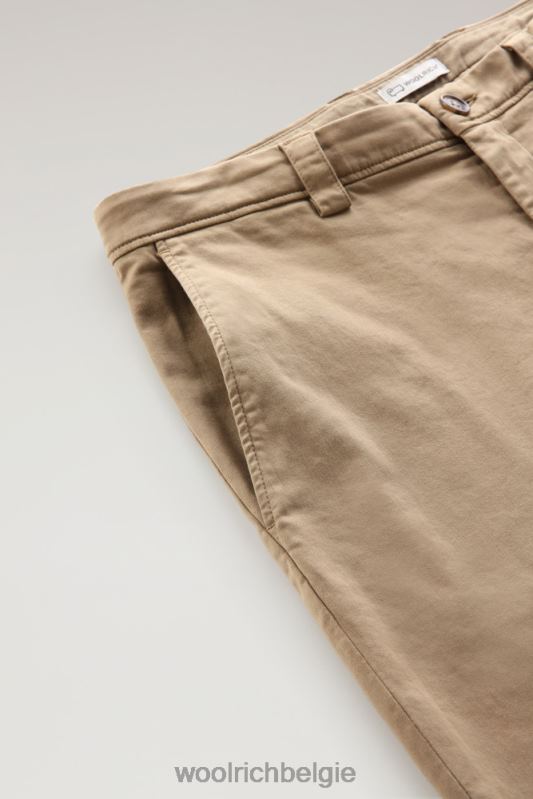 chinobroek van stretchkatoen Woolrich Heren 8TTN0650 goud kaki kleding