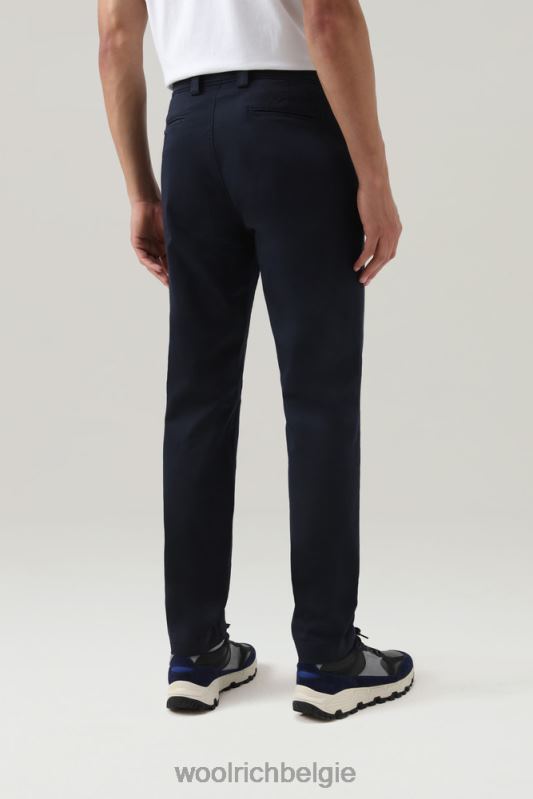 chinobroek van stretchkatoen Woolrich Heren 8TTN0683 Melton blauw kleding