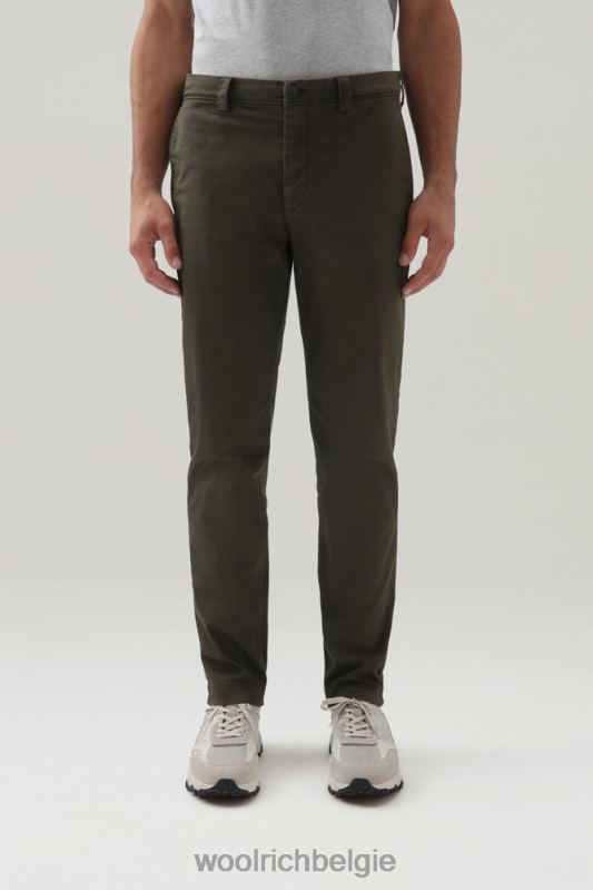 chinobroek van stretchkatoen Woolrich Heren 8TTN0720 donkergroen kleding
