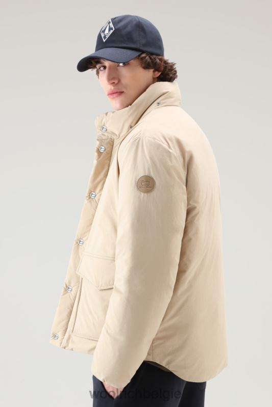 gewatteerd aleutian jack van eco taslan nylon met afneembare capuchon Woolrich Heren 8TTN0477 strandzand kleding
