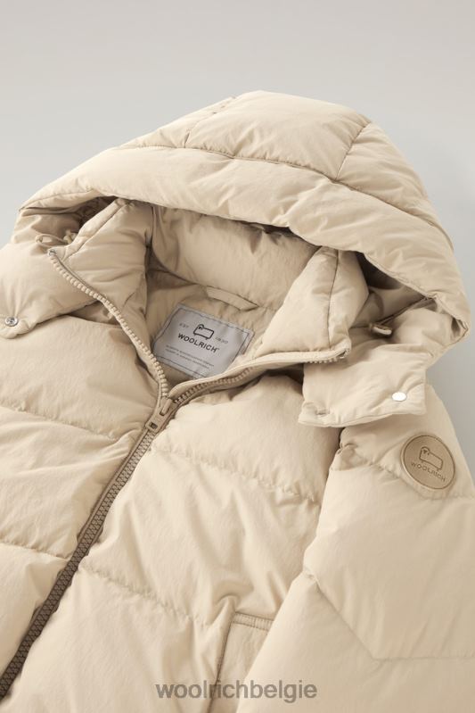 gewatteerd donsjack van eco taslan nylon met afneembare capuchon Woolrich vrouwen 8TTN0139 strandzand kleding