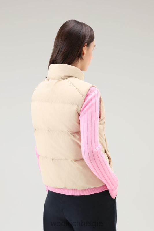 gewatteerd vest van eco taslan nylon Woolrich vrouwen 8TTN0194 strandzand kleding