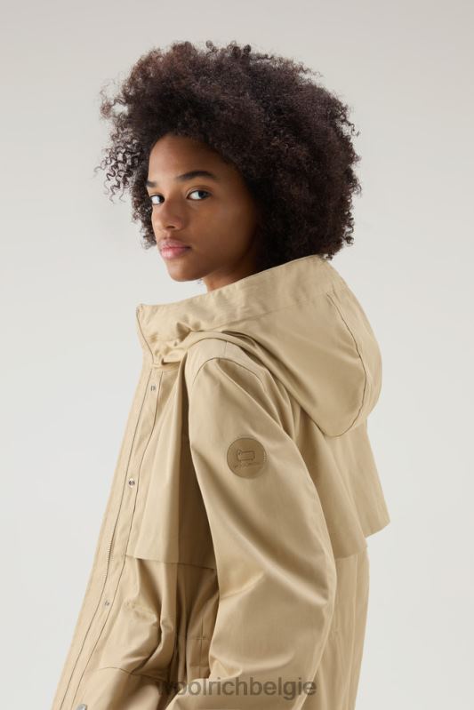 heb een zomerparka van puur katoen Woolrich vrouwen 8TTN036 veer beige kleding