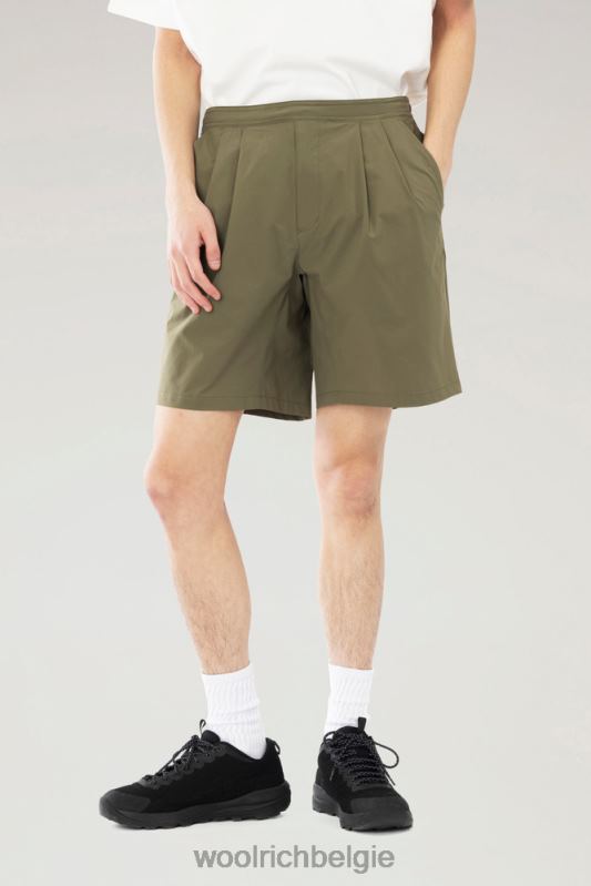 hoge ventilatieshort van stretch ripstop Woolrich Heren 8TTN0529 olijf kleding