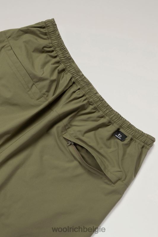 hoge ventilatieshort van stretch ripstop Woolrich Heren 8TTN0529 olijf kleding