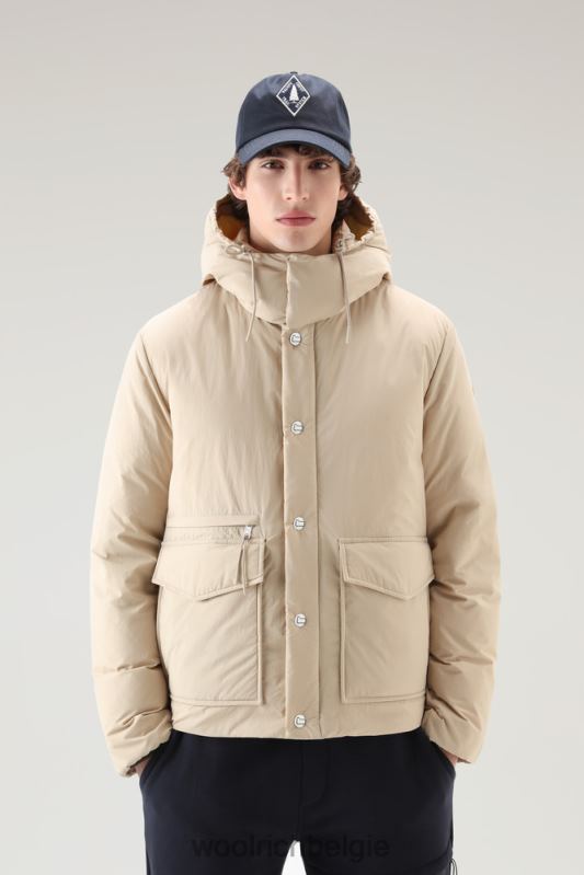 gewatteerd aleutian jack van eco taslan nylon met afneembare capuchon Woolrich Heren 8TTN0477 strandzand kleding