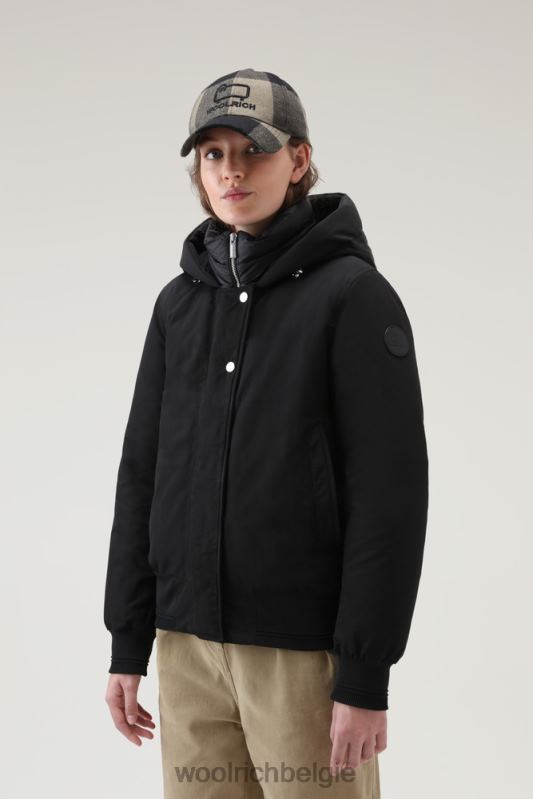 Weoka-bomberjack van zachte poefstof Woolrich vrouwen 8TTN0209 zwart kleding