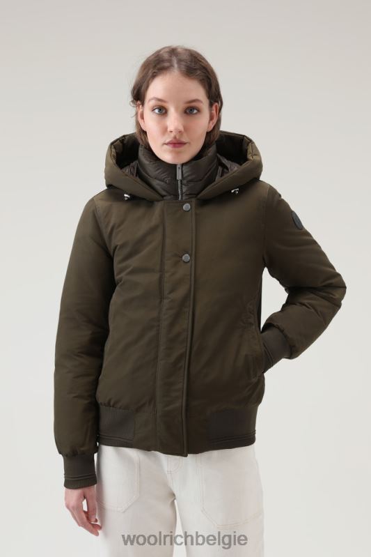 Weoka-bomberjack van zachte poefstof Woolrich vrouwen 8TTN0252 donkergroen kleding