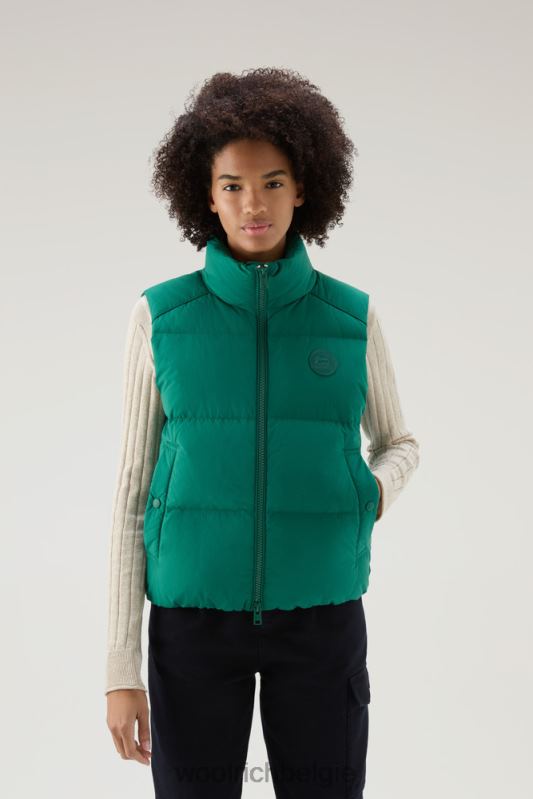 gewatteerd vest van eco taslan nylon Woolrich vrouwen 8TTN0190 groenblijvend kleding