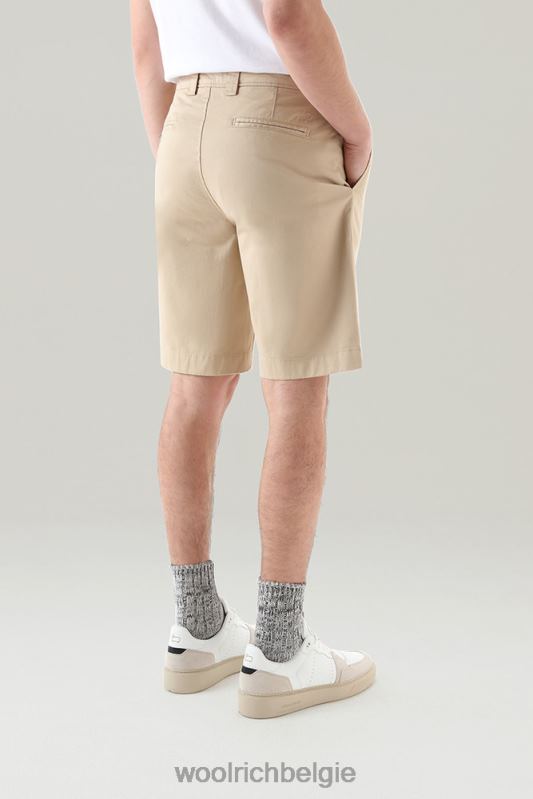 kledinggeverfde chinoshort 2 Woolrich Heren 8TTN0559 strandzand kleding