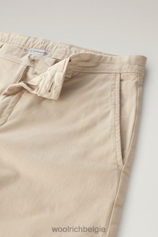 kledinggeverfde chinoshort 2 Woolrich Heren 8TTN0559 strandzand kleding