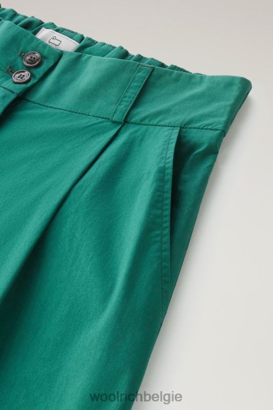 korte broek van zuiver katoenpopeline 3 Woolrich vrouwen 8TTN084 groenblijvend kleding
