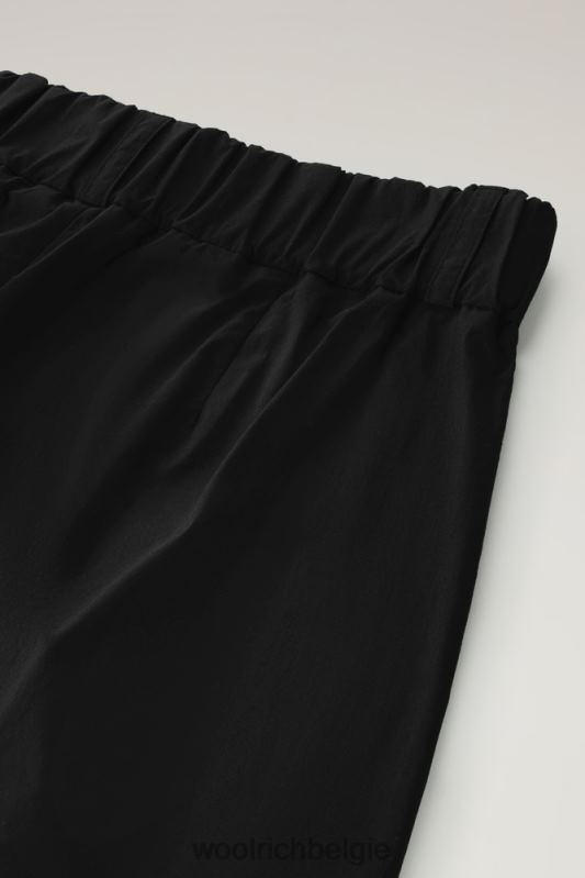 korte broek van zuiver katoenpopeline 4 Woolrich vrouwen 8TTN0105 zwart kleding