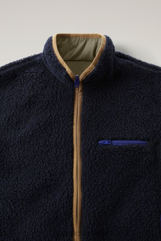 omkeerbare gekrulde fleece van sherpa en taslan nylon Woolrich Heren 8TTN0684 Melton blauw kleding