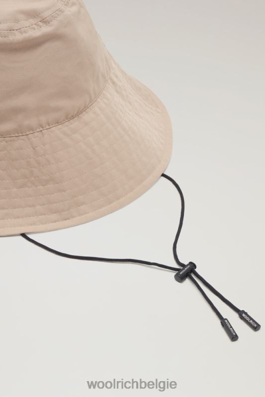 regenhoed van zacht eco-ramar met trekkoord Woolrich vrouwen 8TTN0151 veer beige accessoires