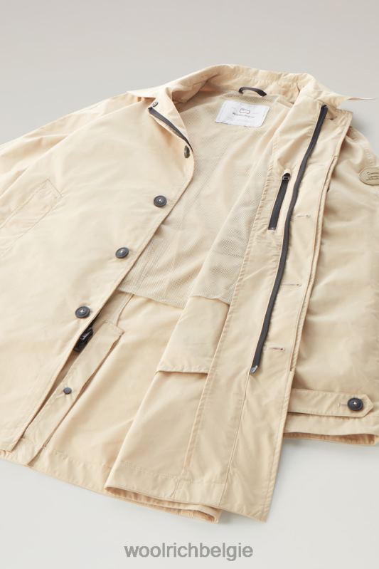 stadsjas met stedelijk tintje Woolrich Heren 8TTN0452 strandzand kleding