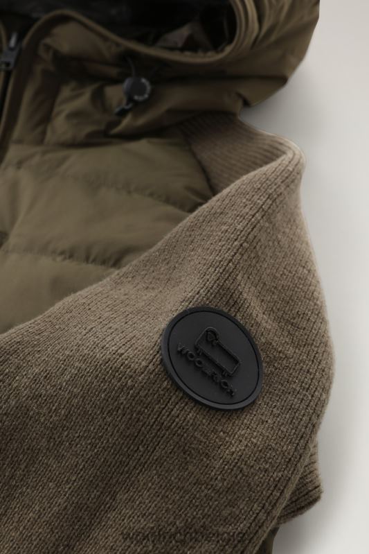 stretch nylon sundance hybride jack met capuchon Woolrich Heren 8TTN0687 donkergroen kleding