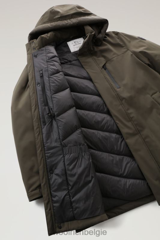 stretchparka in de bergen Woolrich Heren 8TTN0832 donkergroen kleding