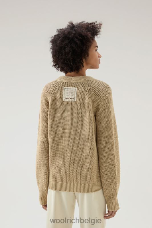 vest van puur biologisch materiaal met een natuurlijke kledingkleurstofafwerking Woolrich vrouwen 8TTN093 melkachtige crème kleding