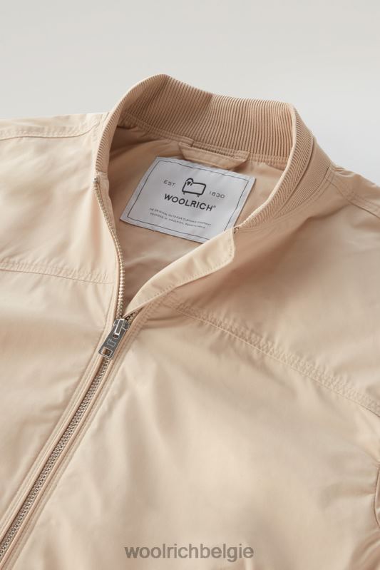 zomerbommenwerper met een stedelijk tintje Woolrich vrouwen 8TTN064 veer beige kleding
