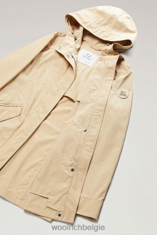 zomerparka met stedelijk tintje Woolrich vrouwen 8TTN0195 veer beige kleding