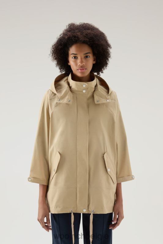 zomerwindjack met urban touch en afneembare capuchon Woolrich vrouwen 8TTN0114 veer beige kleding